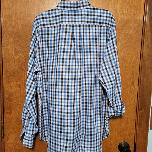 CHAPS NWT Blue Black and White Button down shirt - Picture 9 of 10